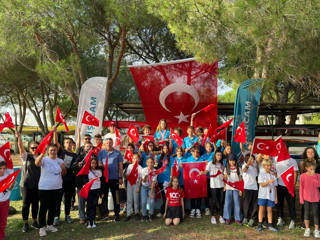 29 Ekim Cumhuriyet Bayramı ve Kocaeli İl Birinciliği Kupası Yelken Yarışları
